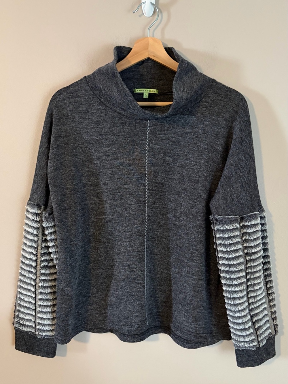 Trisha tyler Charcoal Gray Women's Pullover Sweater with faux fur Sleeve Detail